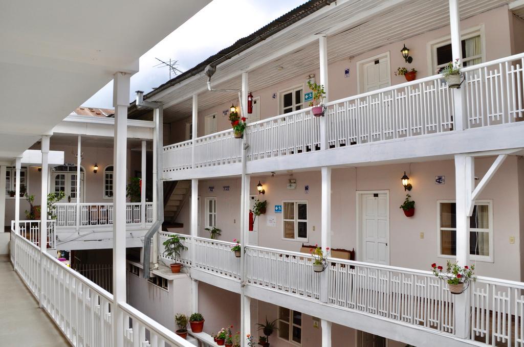 Hotel Europa Alausí Extérieur photo